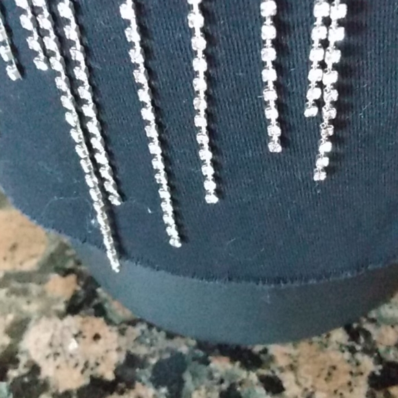 Shorts - Picture 5 of 7